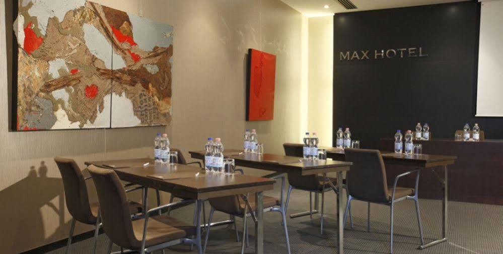 Max Hotel Livorno Kültér fotó